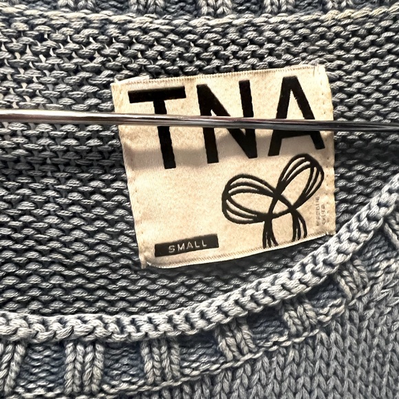 TNA distressed blue knit slightly cropped sweater - Picture 3 of 3